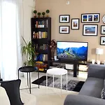 Downtown Apartman Kaména Vúrla